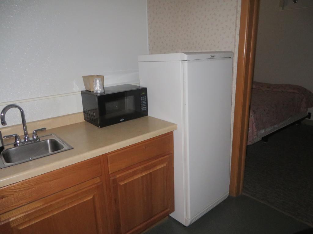 2Nd Street Inn & Suites Rochester Bagian luar foto
