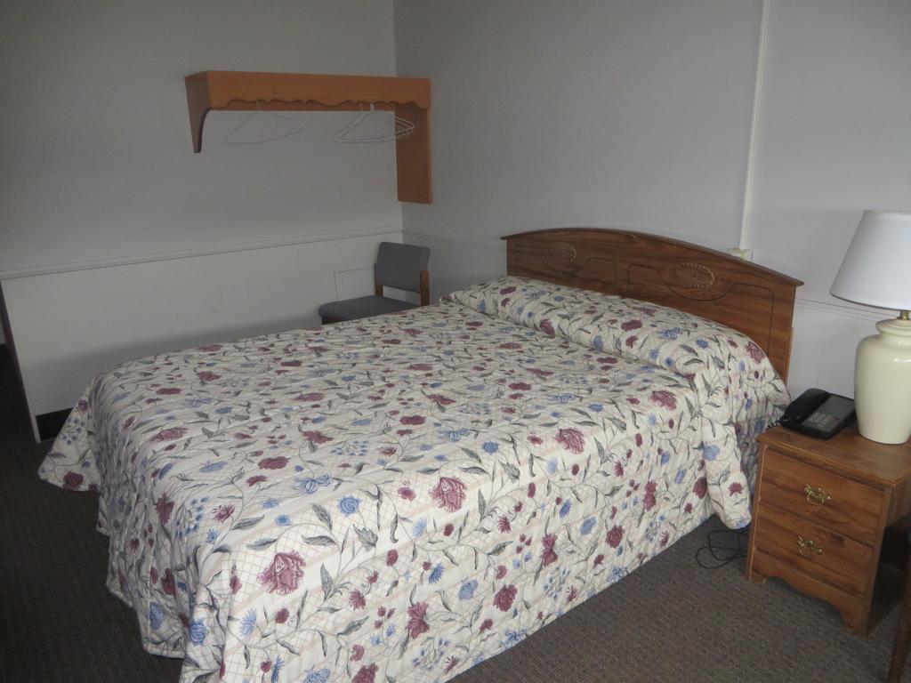 2Nd Street Inn & Suites Rochester Ruang foto
